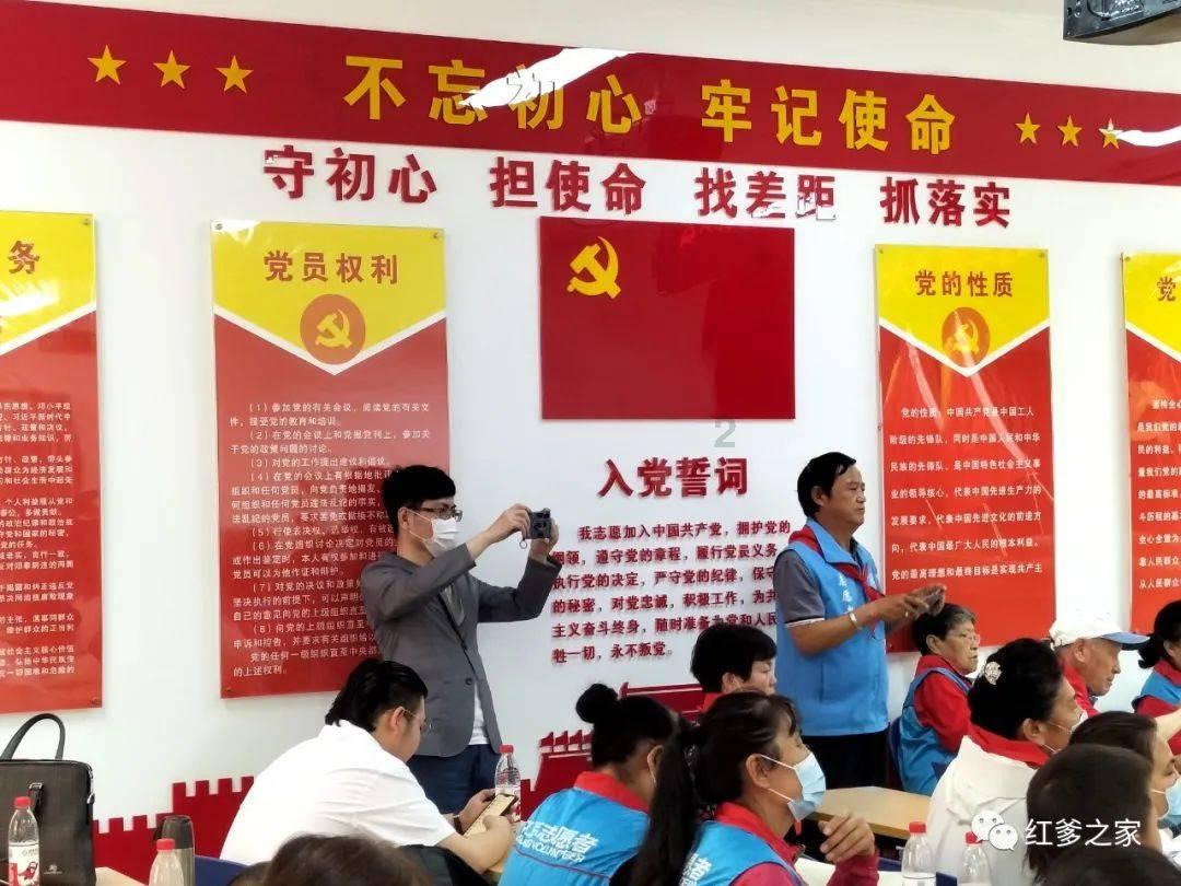 狂暴重装机甲